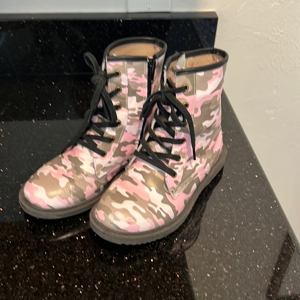 Monkey Feet Girls Camo Combat Boots